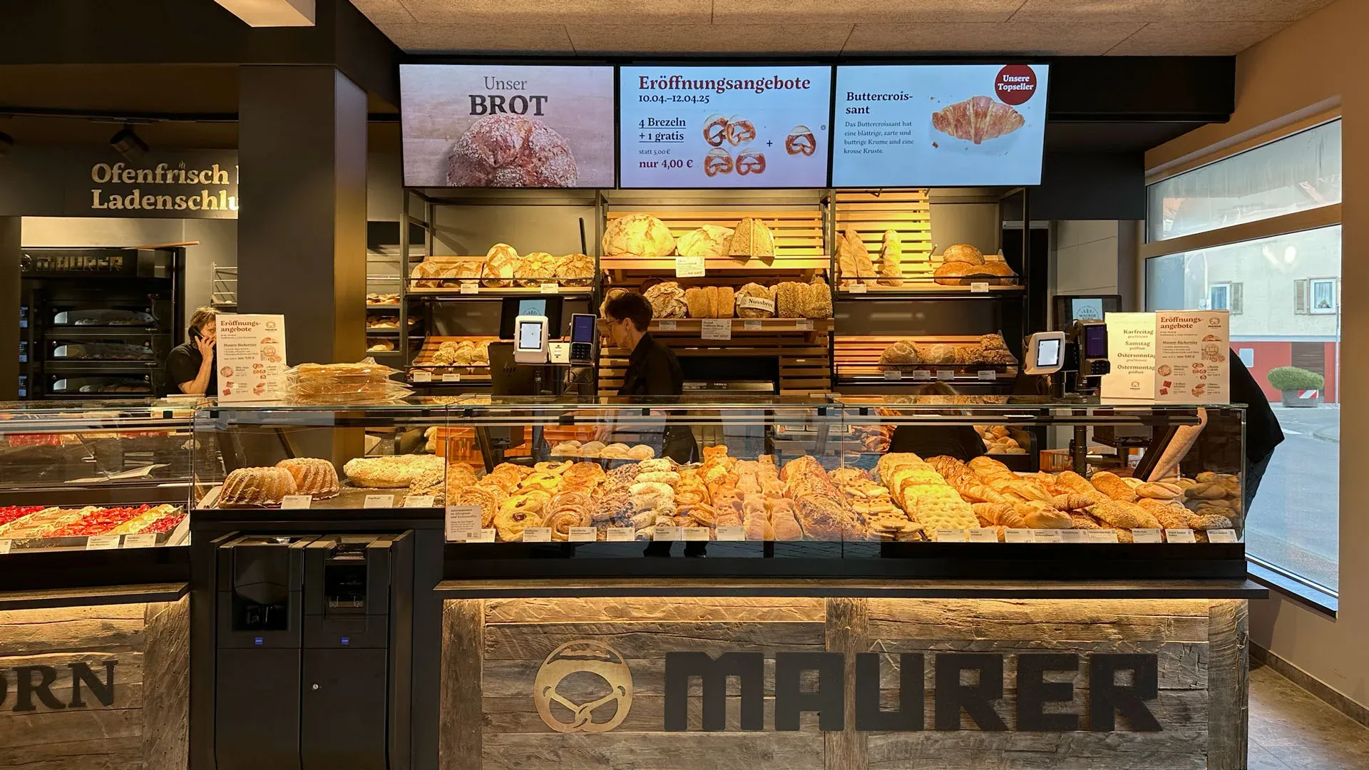 Blick in das Bäckerei-Café Geradstetten