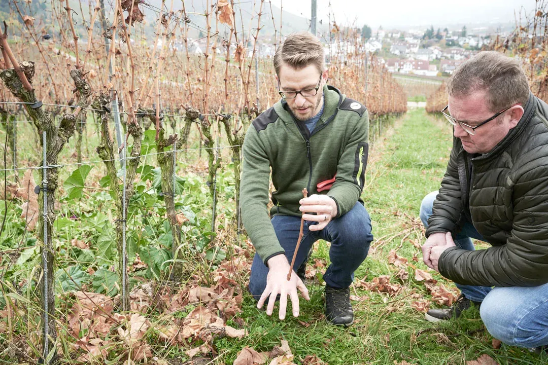 Hartmut und Anja Luckert mit Tobias Maurer